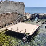 Leandra Fontane Bianche