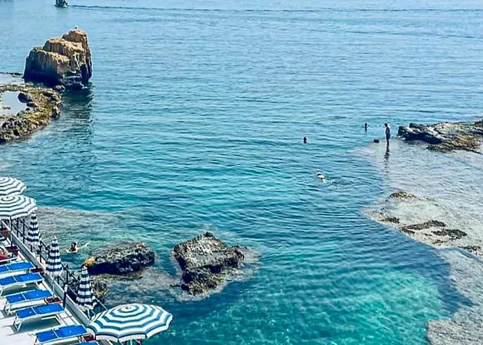 Leandra Villa Fontane Bianche